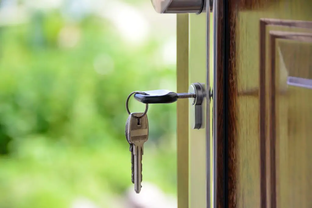 Neighbours sabotaging house sale