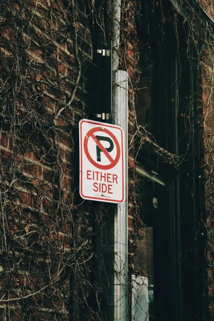 parking-on-pavement-law-uk-understand-the-rules-2023